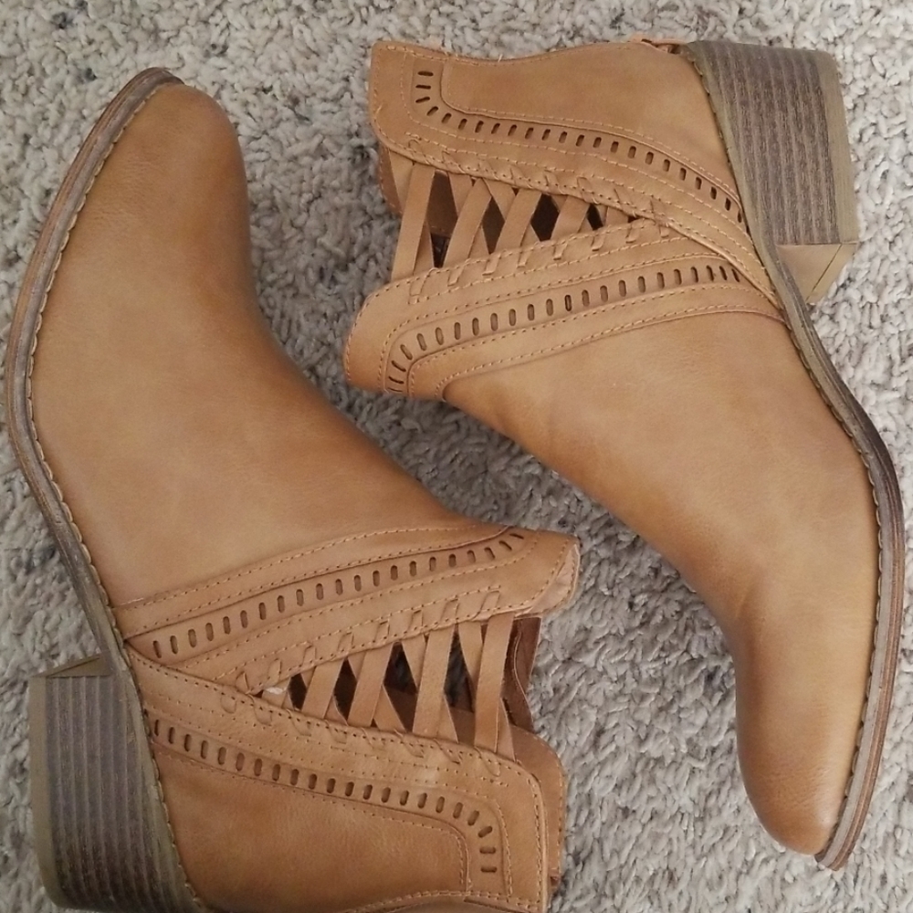 Booties - Picture 1 of 4